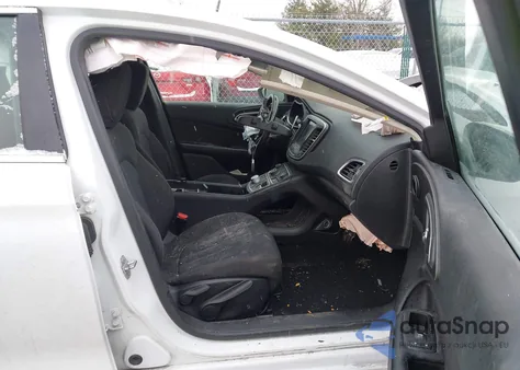 2015 Chrysler 200 Limited z USA, uszkodzony, nr VIN 1C3CCCAB9FN608802